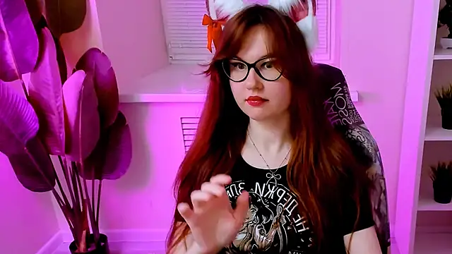 CarolGiggly's Live XXX Chat