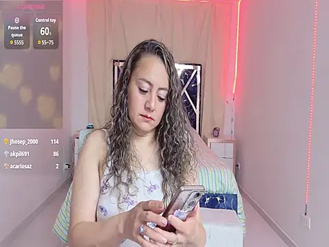 Cristalsexy25 Live XXX-chat