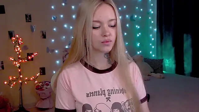 Naughty_Mable Adlı Modelin Canlı XXX Sohbeti