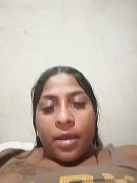 Giselabrunette25's Live XXX Chat