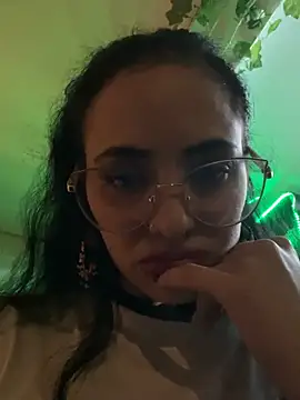 Chuchii05's Live XXX Chat