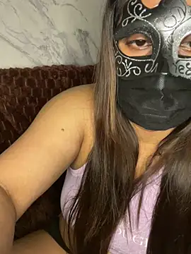 LioraWance's Live XXX Chat