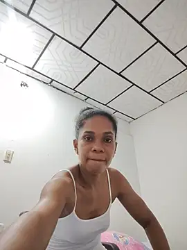 AstridMonroee's Live XXX Chat