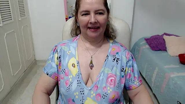 Chatroom XXX en direct de leonela_69