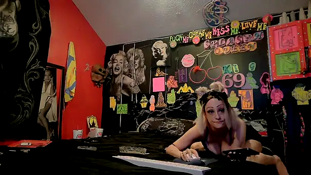 Splash_Queen420 Chat XXX in diretta