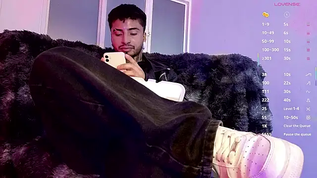 JuanCamiilo_66 Live XXX Chat