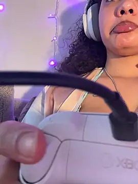 tastylolaaa's Live XXX Chat