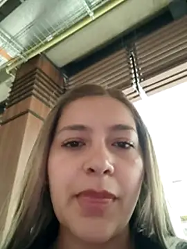 alana_69 Adlı Modelin Canlı XXX Sohbeti