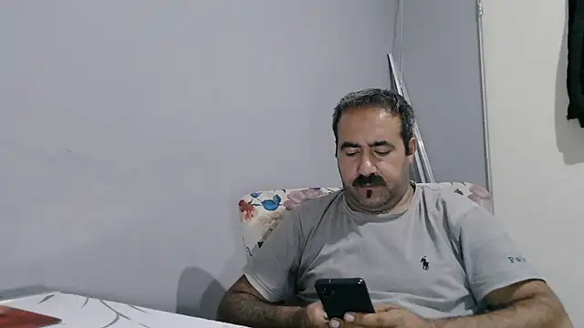 Chat XXX en directo de -Hunter_Blaze-