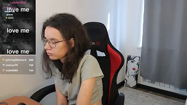 XXX chat uživo modela Jessica-Adams