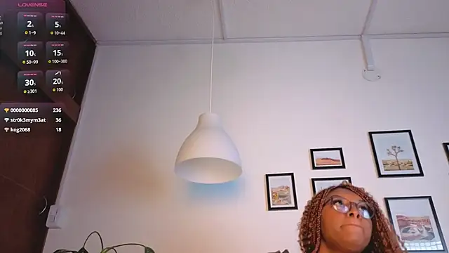 Victoria-Jacksonn Chat XXX in diretta
