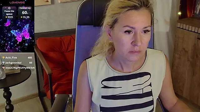 DonnaSmitth's Live XXX Chat