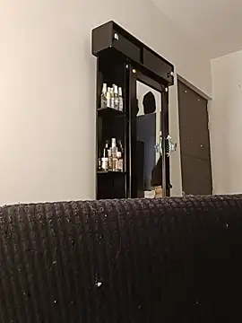 Mav_Glowing Chat XXX live