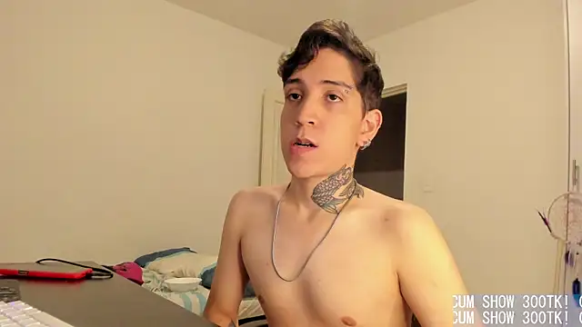 Michael_v77 Live XXX-chat