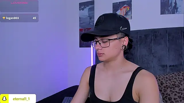 Czat XXX na żywo – _Eternal_