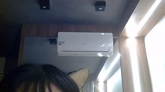 Chat XXX ao vivo de SkinnyKitten