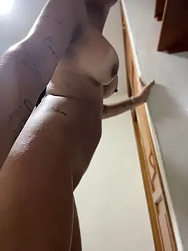 XXX chat uživo modela sofiasirena