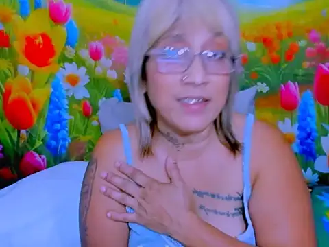 indianroxy Chat XXX live