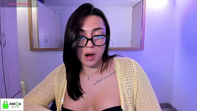 EricaVanderhill élő XXX-chatje
