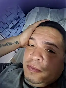 Tuyo2209 Webcam Show