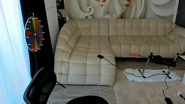 HaleySweet18's Live XXX Chat