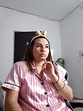 __Emma__11__Lecat_'s Live XXX Chat