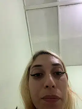 Chat +18 de loirinhaaa ao vivo