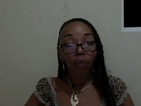 Ladyzee25 Live XXX-Chat