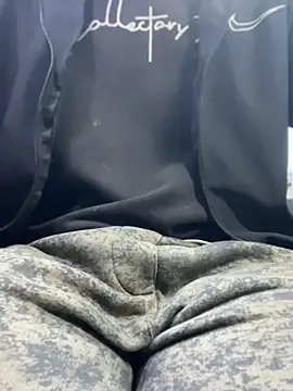 Yassir-xxxl Show Webcam