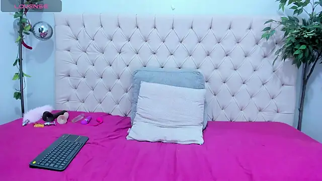 Anggie_Miller's Live XXX Chat