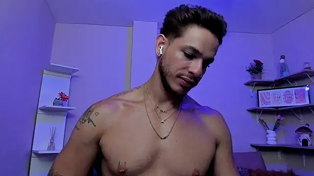 צ'אט XXX בשידור חי של _Juan023_