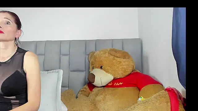 AnaMariaRose XXX чат на живо