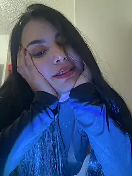 Cami_olarte élő XXX-chatje