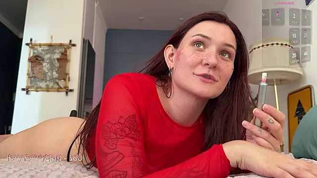 Red_OnTop's Live XXX Chat
