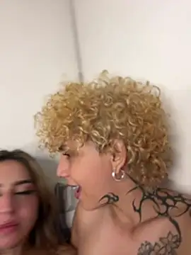 Czat XXX na żywo – Velvet1_