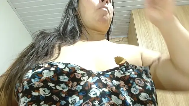 monick_hot's Live XXX Chat