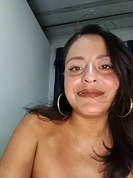LUNAGREEN_1's Live XXX Chat
