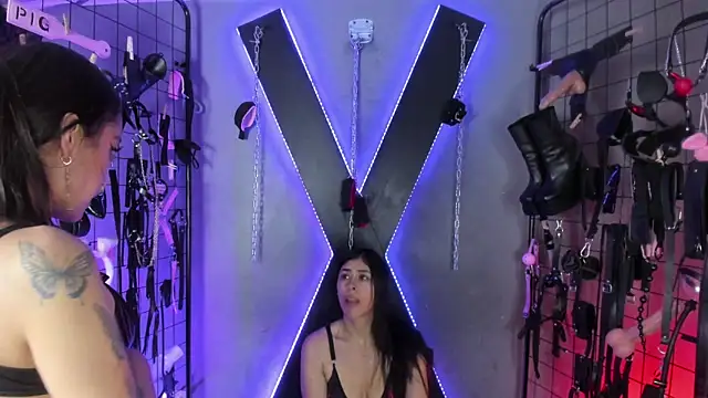 Cinthia_Iris_BDSM Live XXX-Chat
