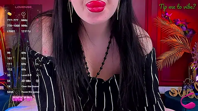 Mayzzie Chat XXX live
