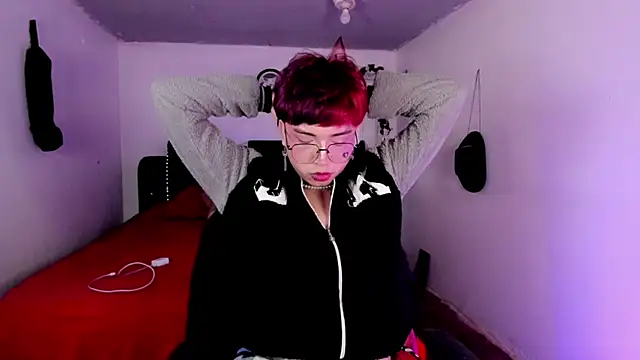AnggelONfiree লাইভ XXX চ্যাট