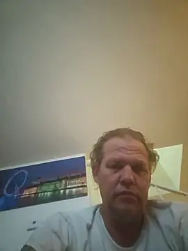 Chat XXX ao vivo de yourMasterisBored