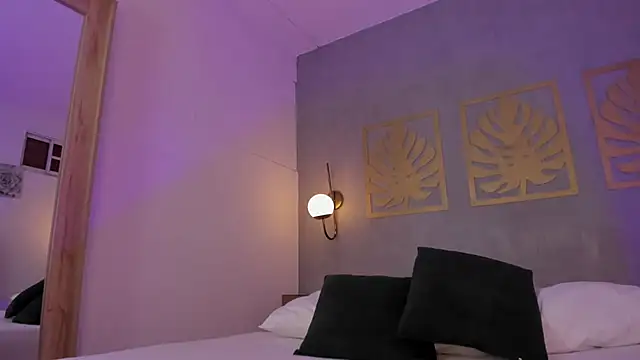 lia_sexx19's Live XXX Chat