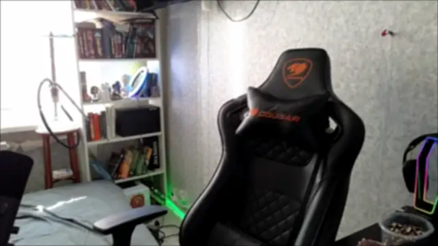 XXX chat uživo modela _Serious_Man