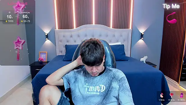Tommy18__'s Live XXX Chat