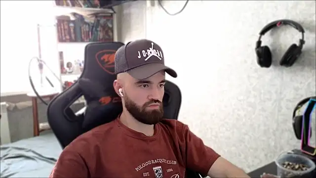 Chat XXX en directo de _Serious_Man