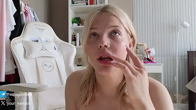 Maya_Rave Live XXX-chat