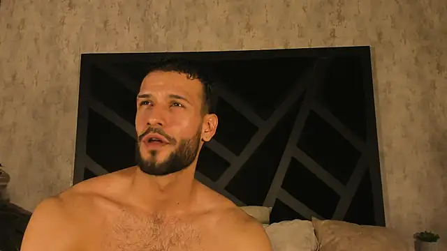 Jacob_Benelli Adlı Modelin Canlı XXX Sohbeti