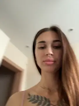 Charming_Ritta élő XXX-chatje