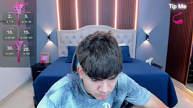 Tommy18__ Live XXX-chat