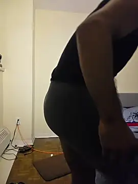 Czat XXX na żywo – piggylatino